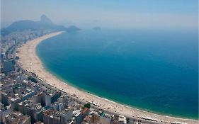 Pousada Fullano _ Entre Copacabana e Ipanema – Suítes Privativas Confortáveis!